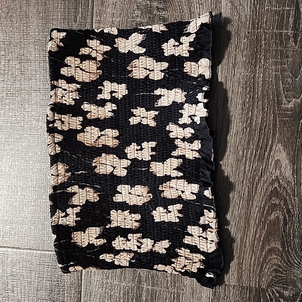 โ๏ธ SHEIN strapless Tube Top โ๏ธ